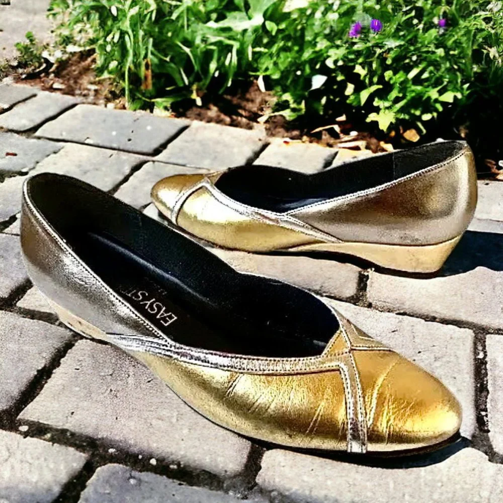Easy Street Vintage 80's Low Wedge Pump Silver + Gold Made in USA USED